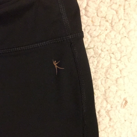 Workout capri leggings - Picture 2 of 3